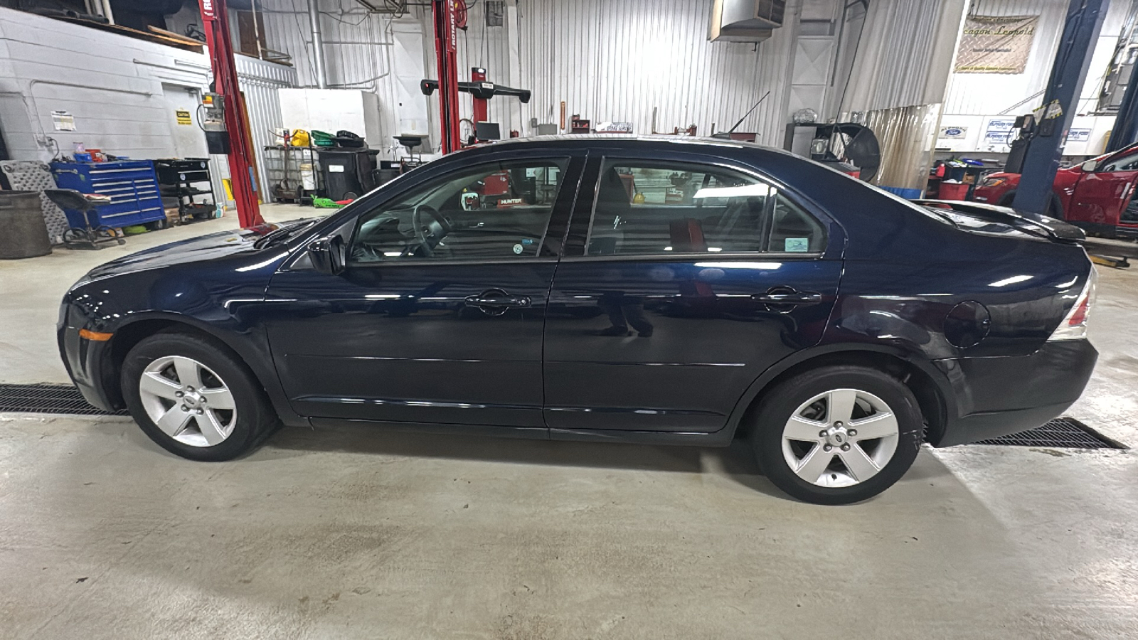 2009 Ford Fusion SE 28