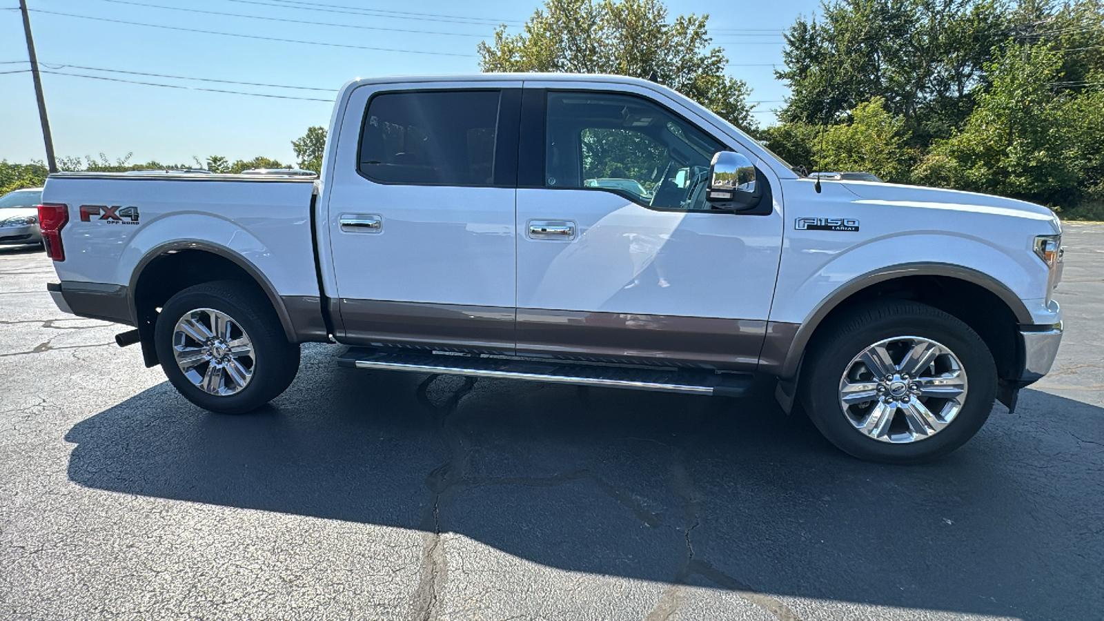 2019 Ford F-150 Lariat 2