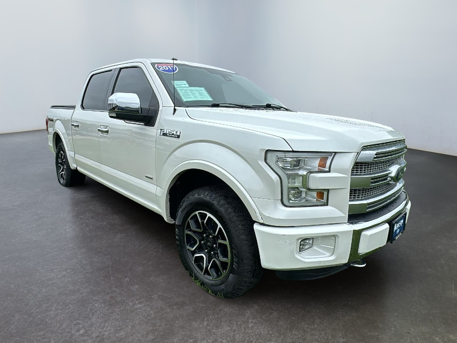 2017 Ford F-150 Platinum 1