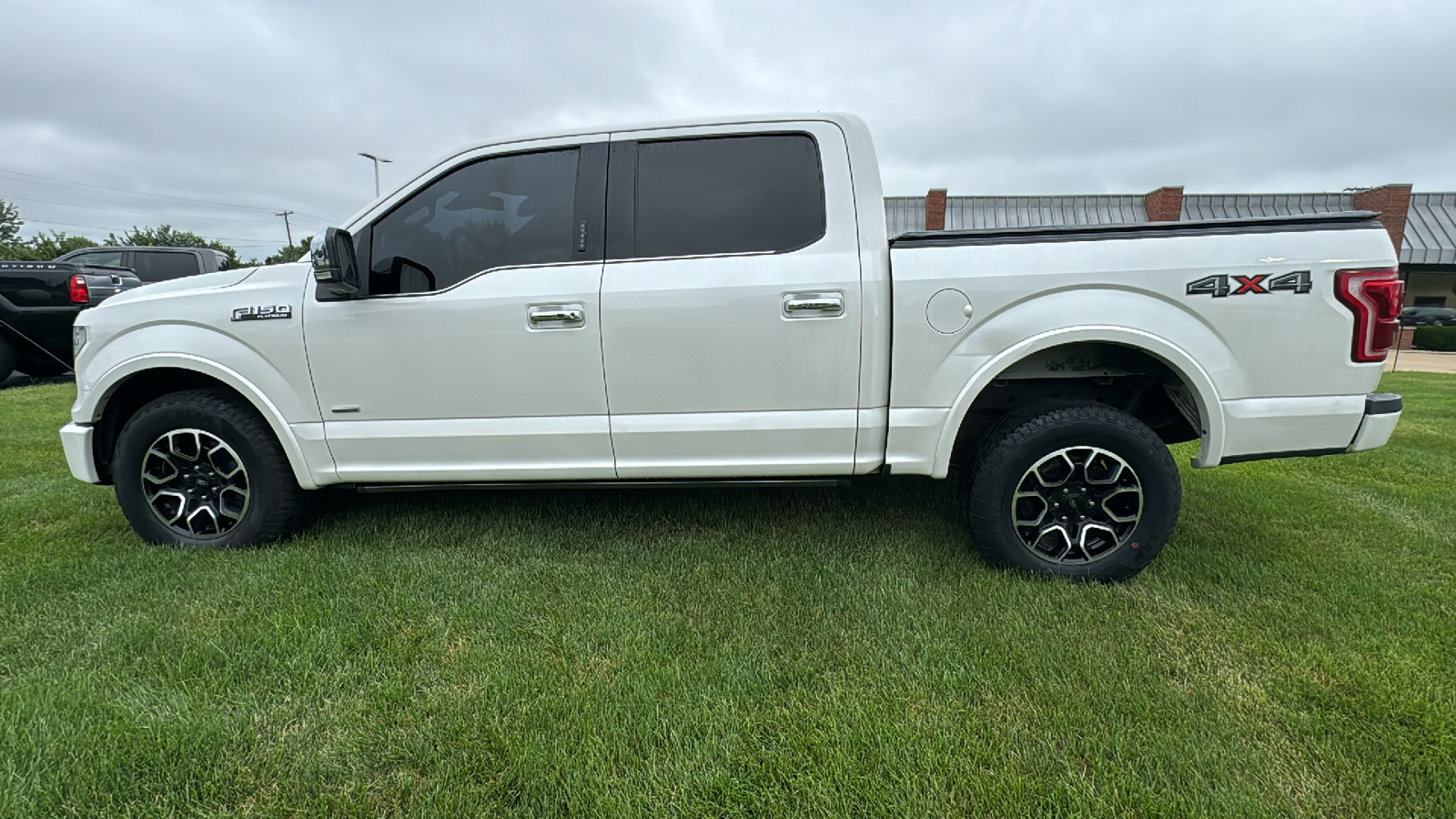 2017 Ford F-150 Platinum 5