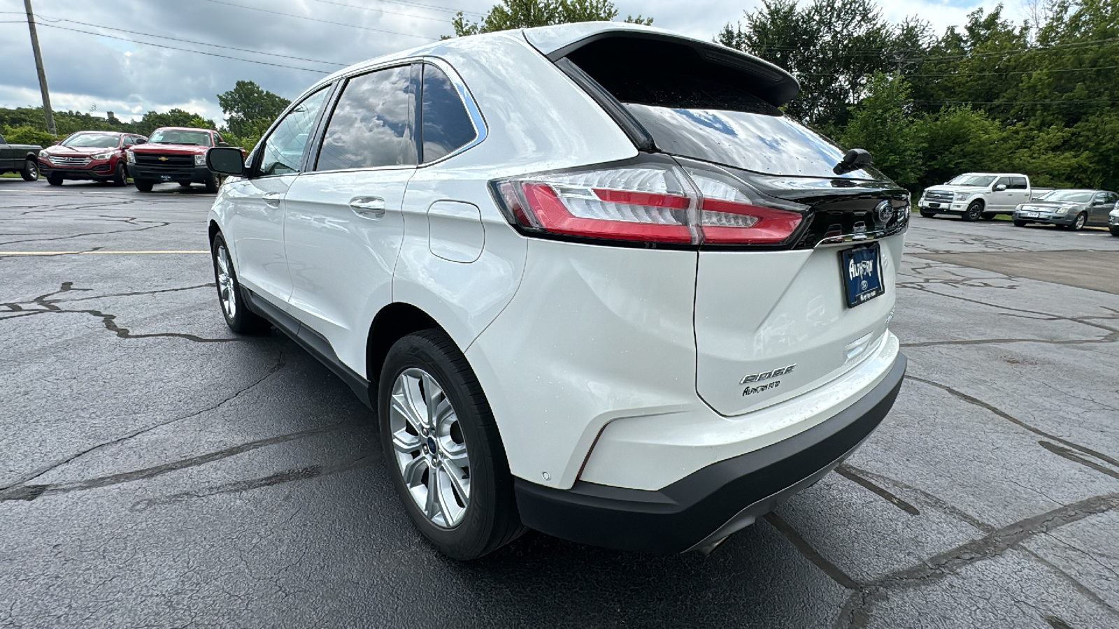 2020 Ford Edge Titanium 4