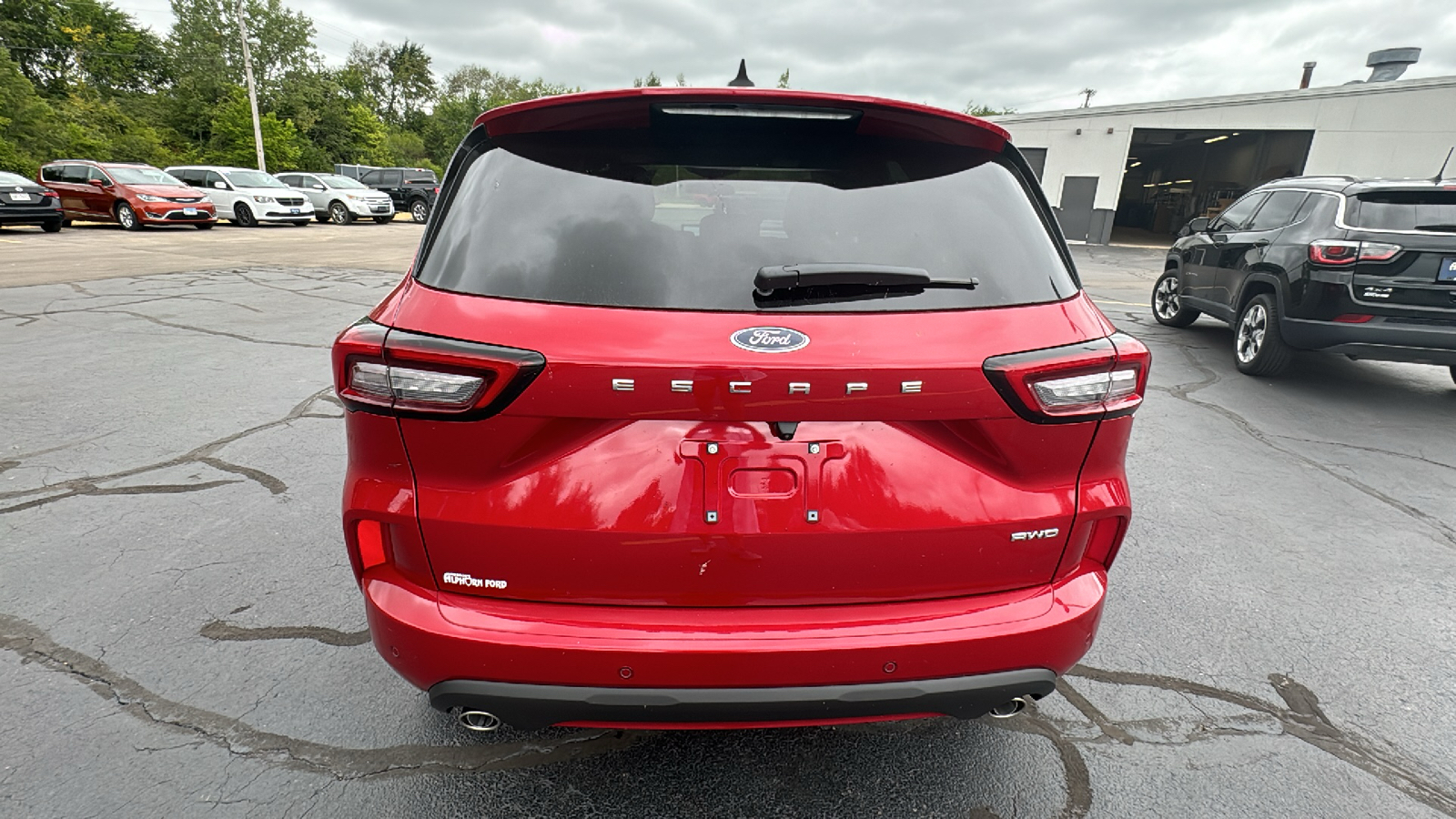 2024 Ford Escape ST-Line 24