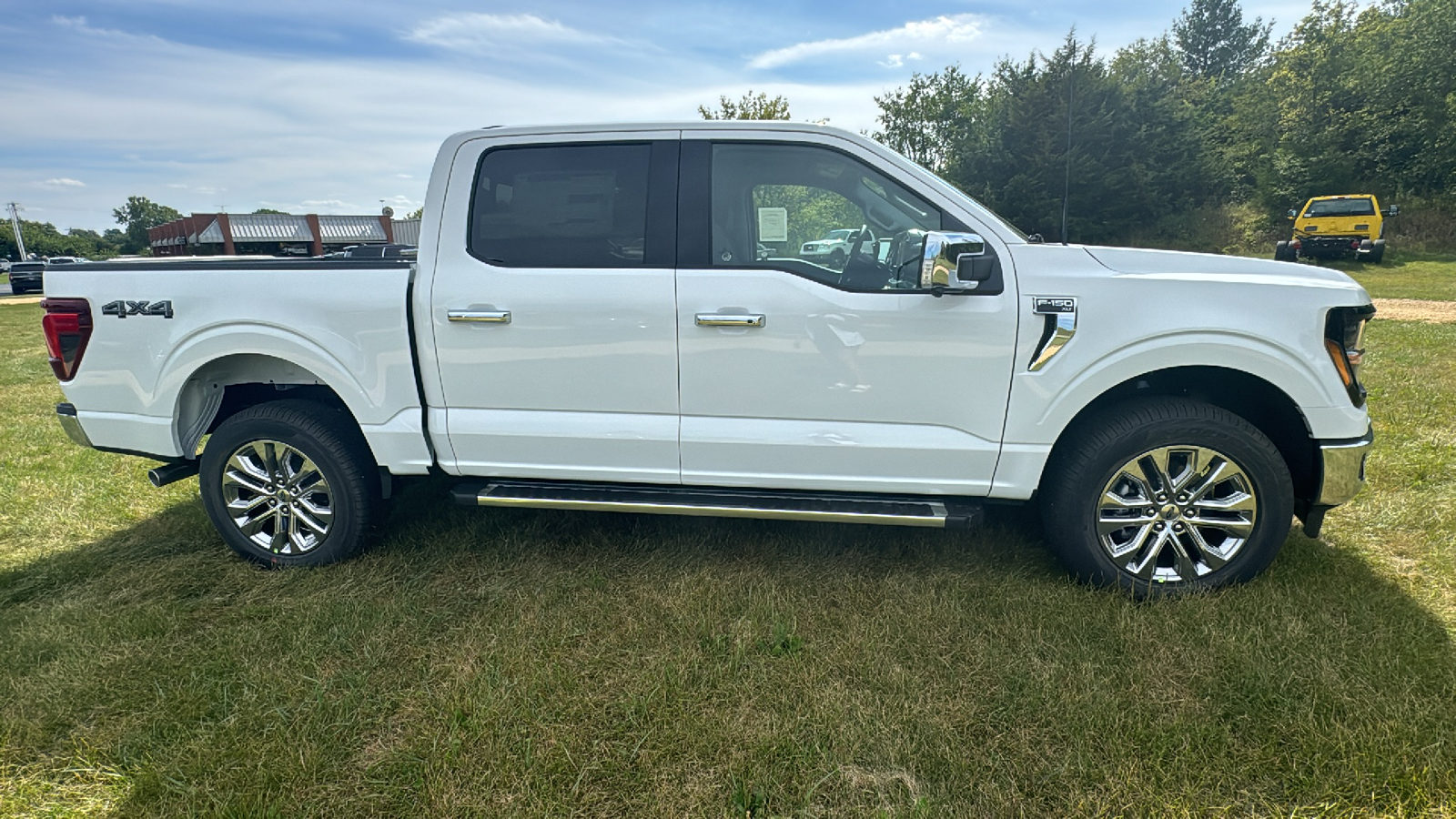 2024 Ford F-150 XLT 2