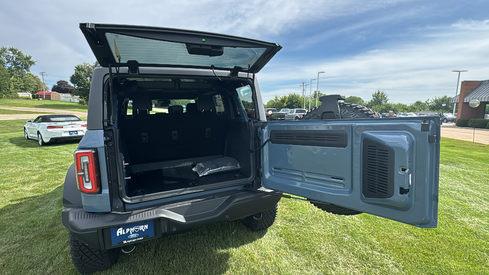 2024 Ford Bronco Badlands 34