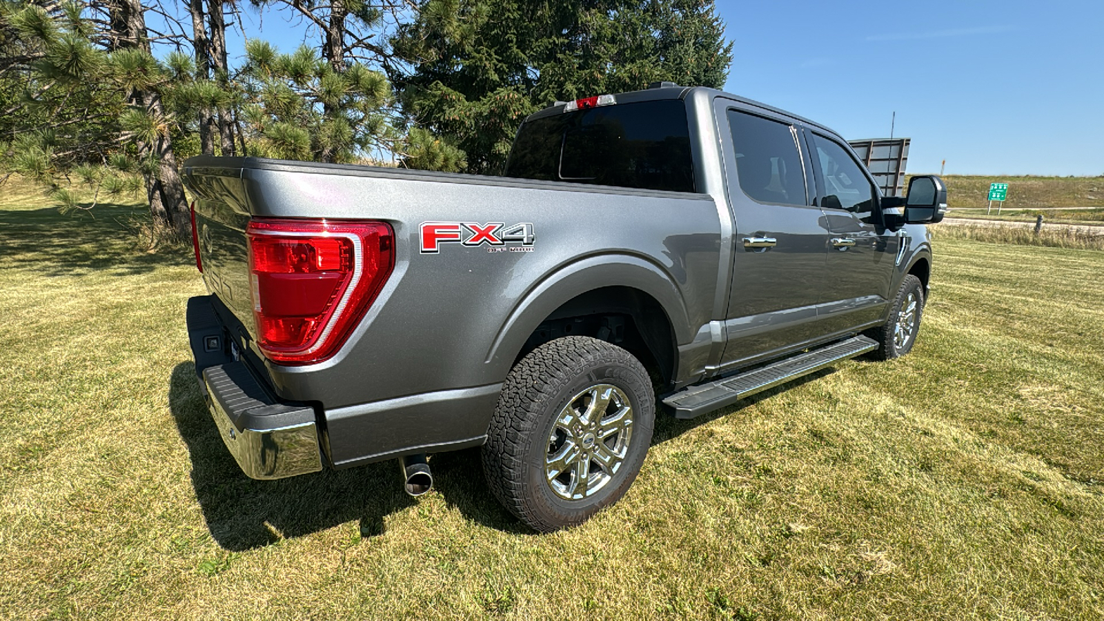 2021 Ford F-150 XLT 3