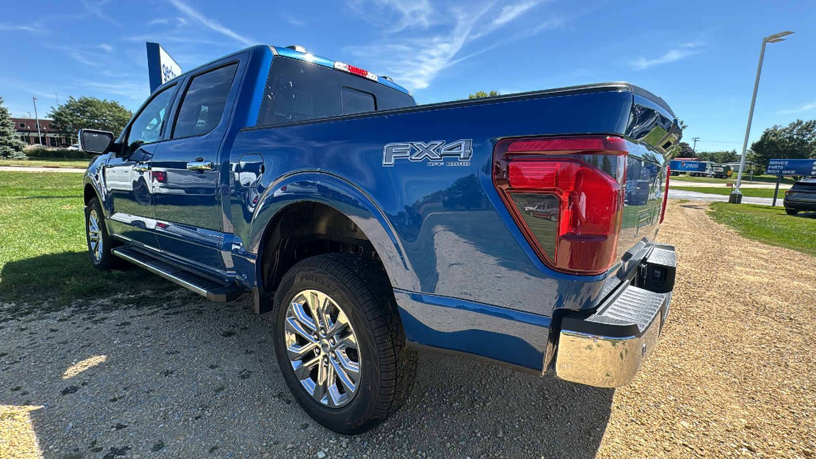 2024 Ford F-150 XLT 4