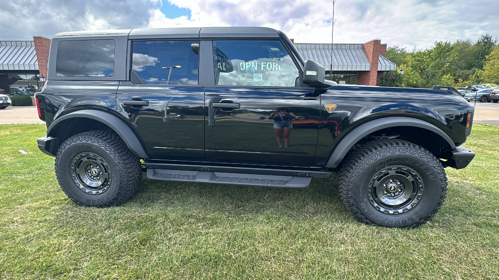 2024 Ford Bronco Badlands 2