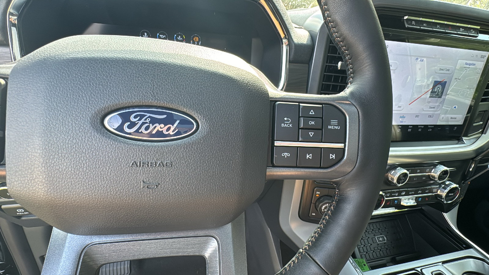 2024 Ford F-150 Lariat 15