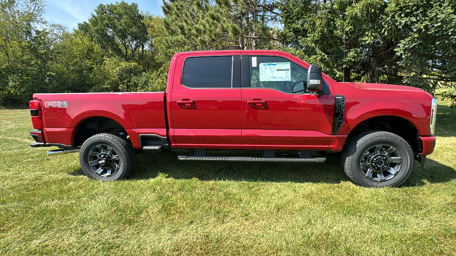 2024 Ford F-250SD Lariat 2