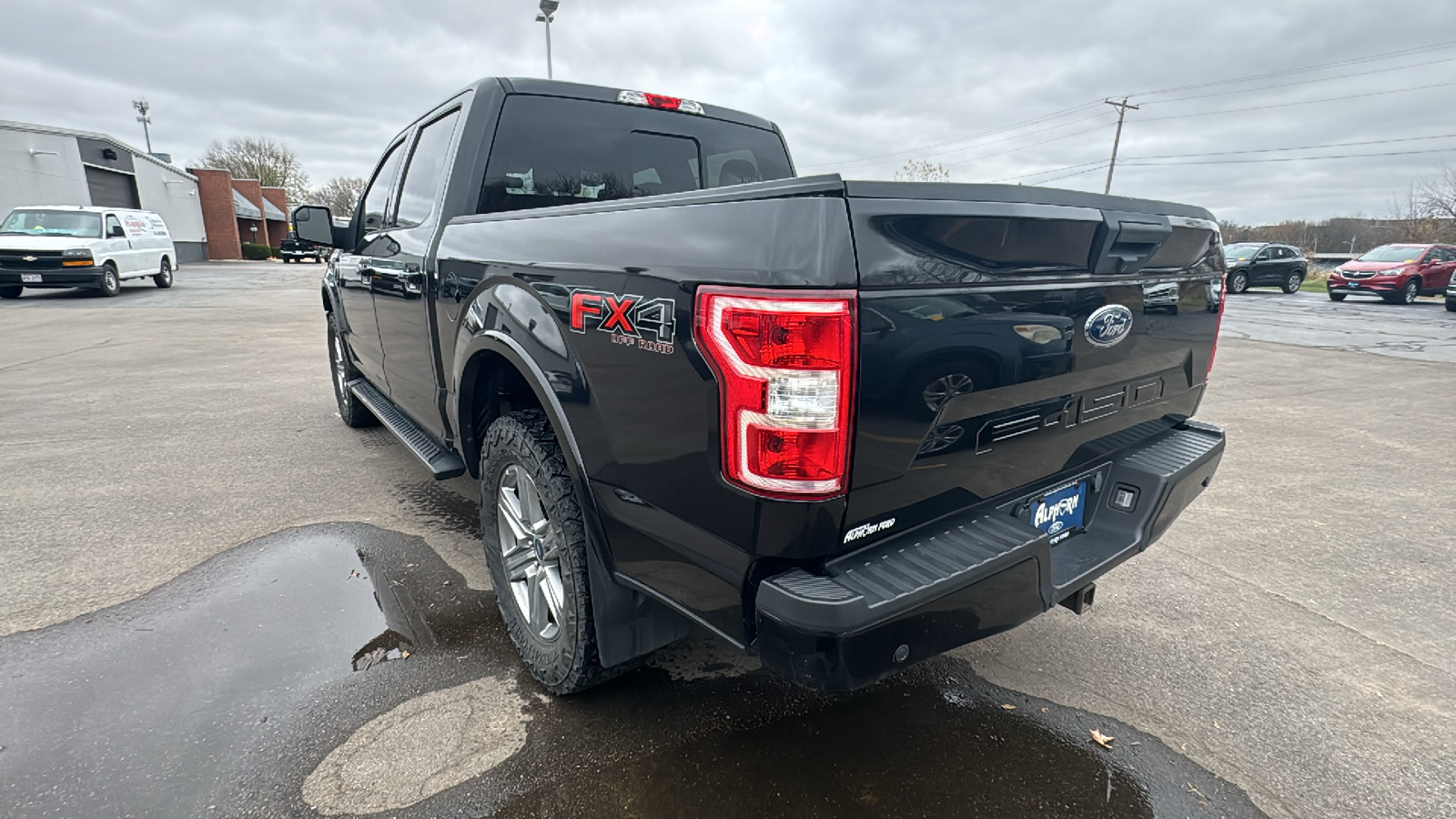 2019 Ford F-150 XLT 4