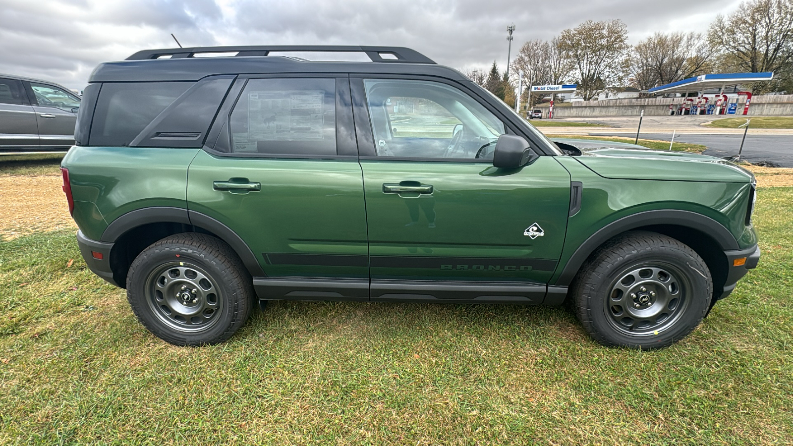 2024 Ford Bronco Sport Outer Banks 2