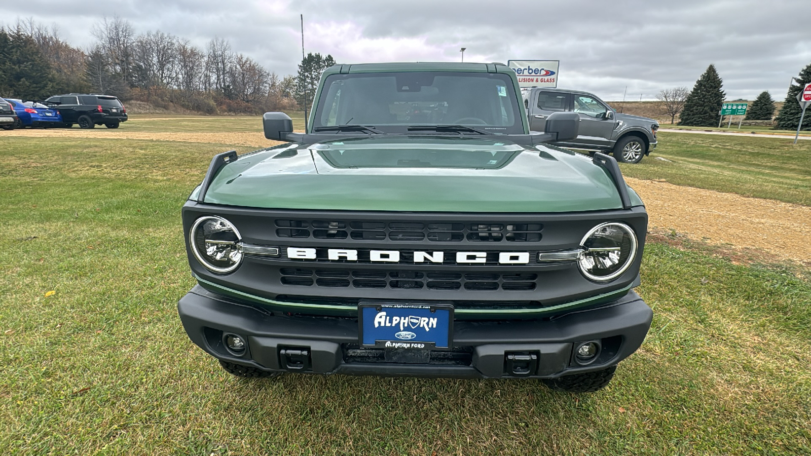 2024 Ford Bronco Black Diamond 6