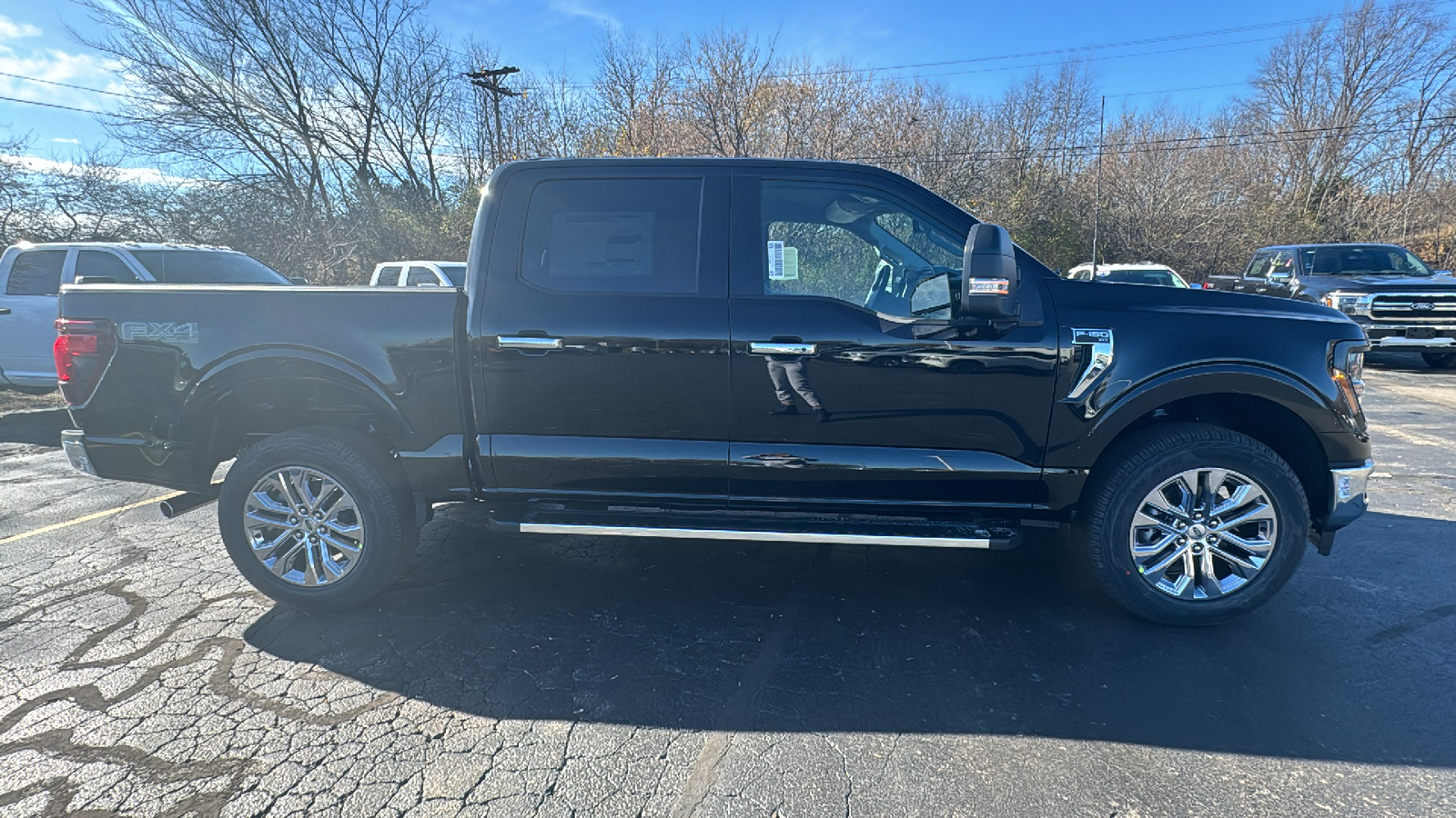 2024 Ford F-150 XLT 2