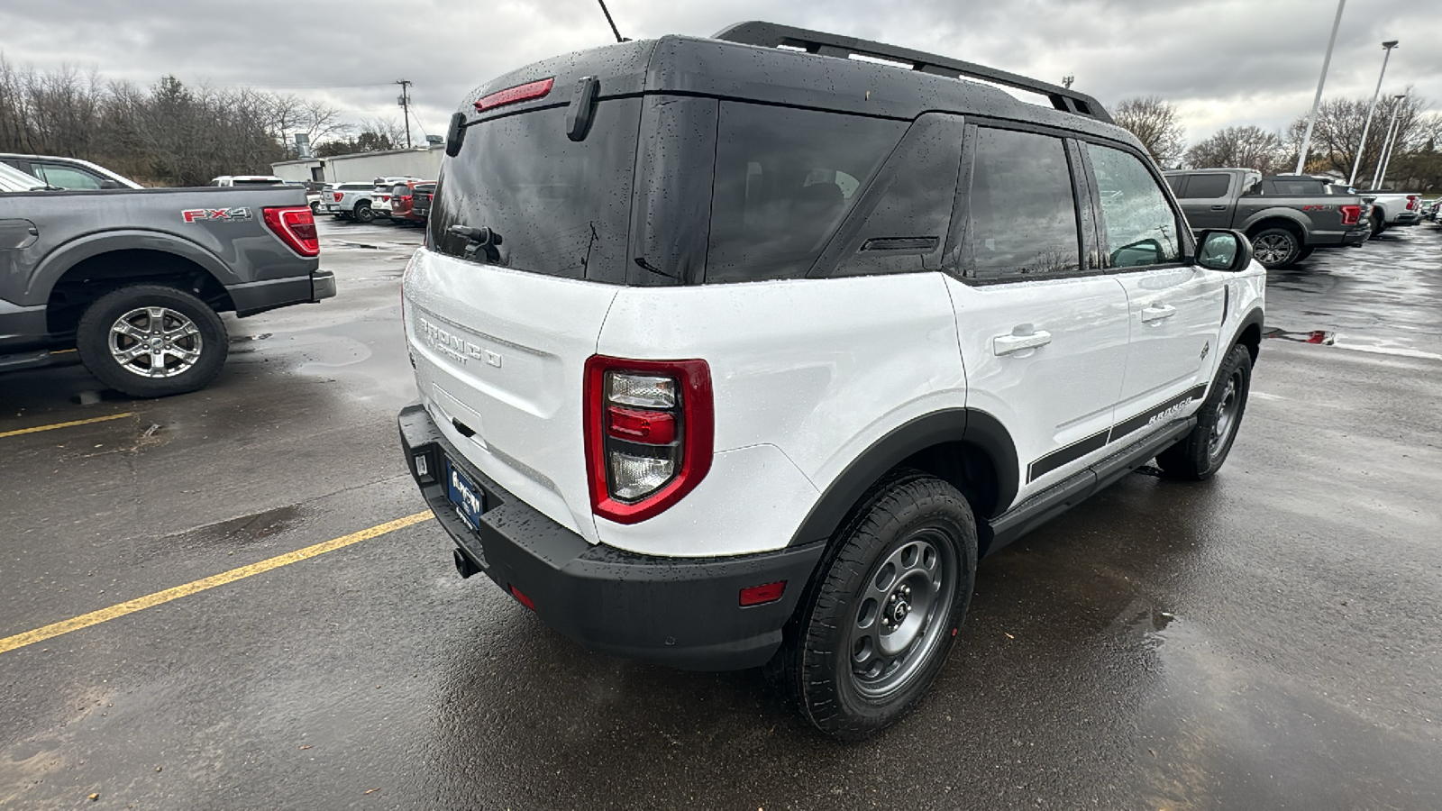 2024 Ford Bronco Sport Outer Banks 3