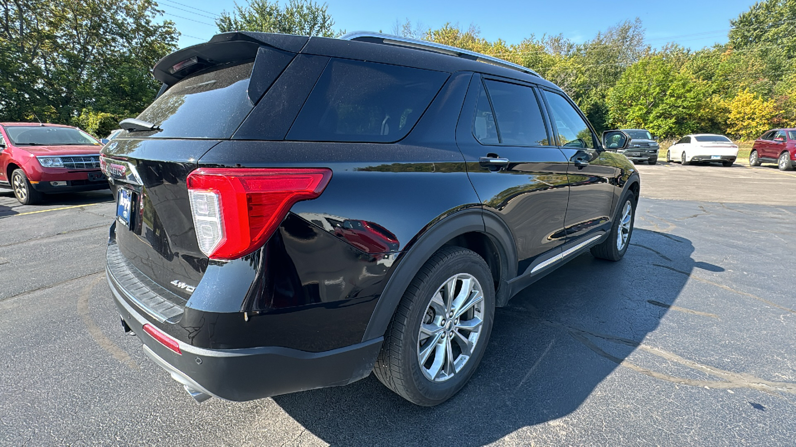 2021 Ford Explorer Limited 3