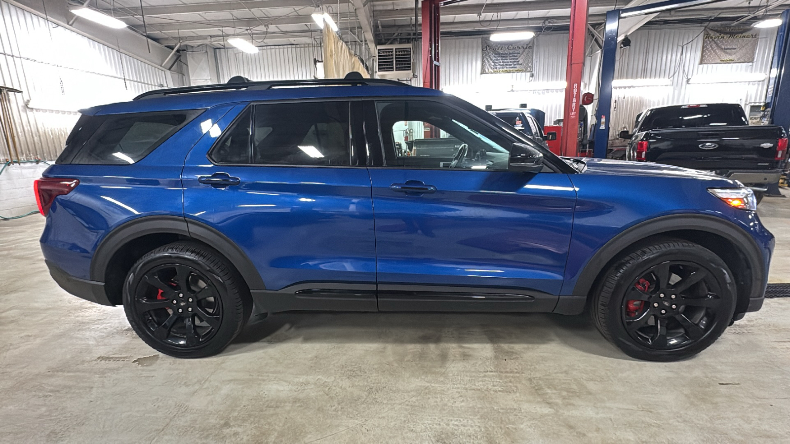 2020 Ford Explorer ST 2