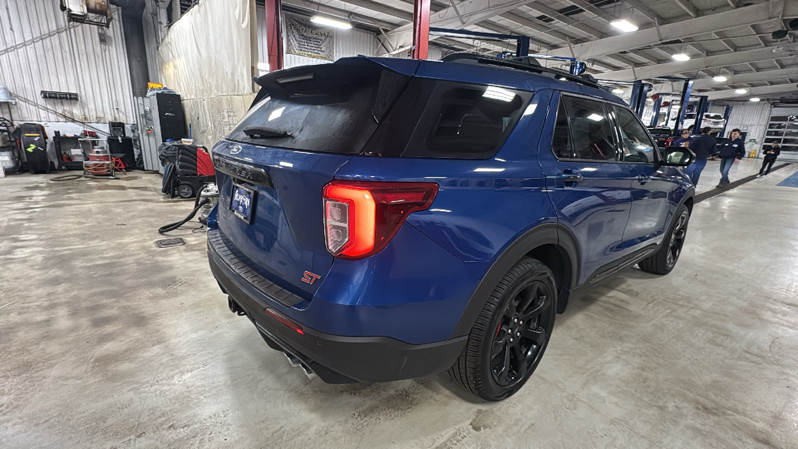 2020 Ford Explorer ST 3