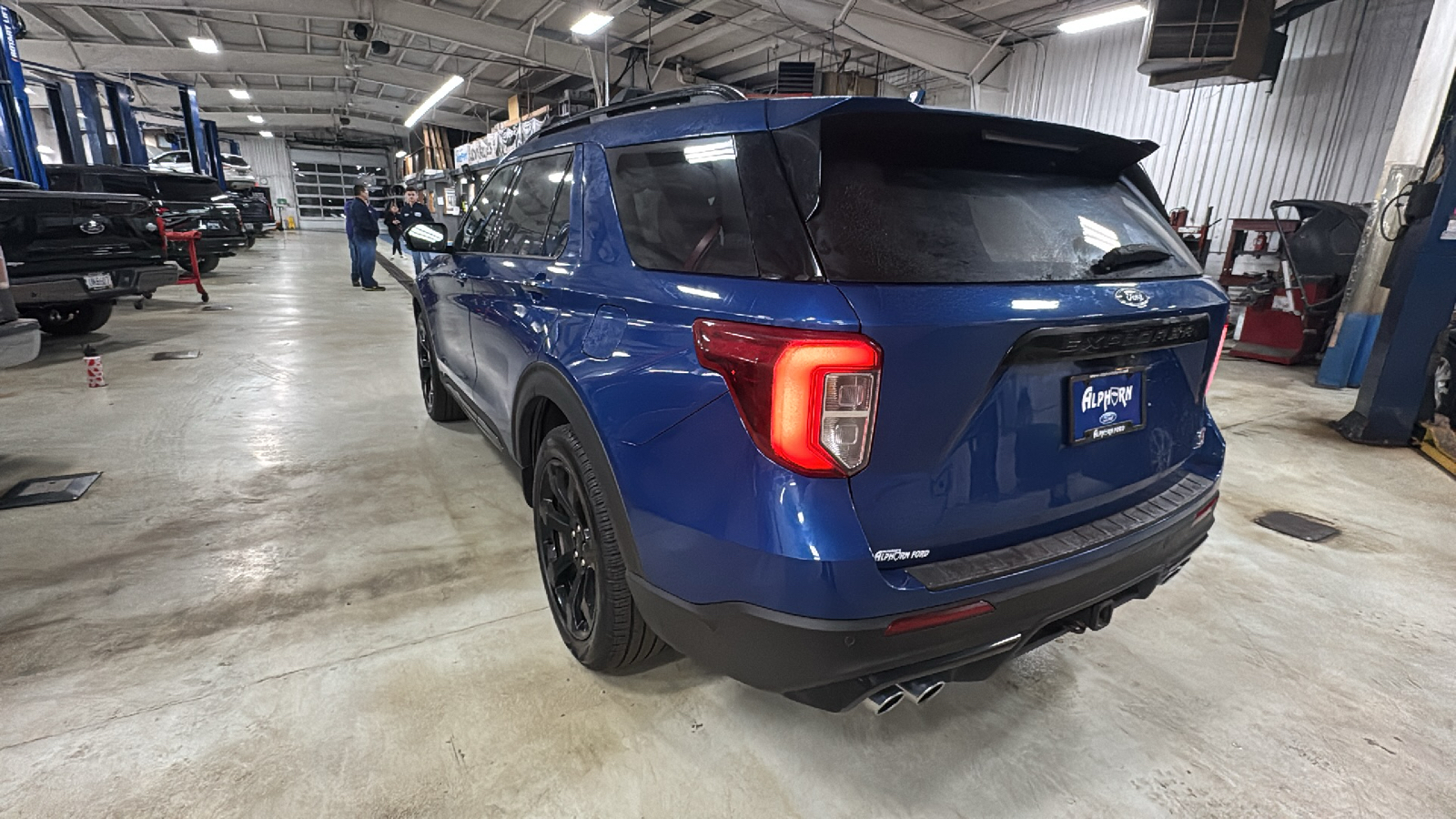 2020 Ford Explorer ST 4