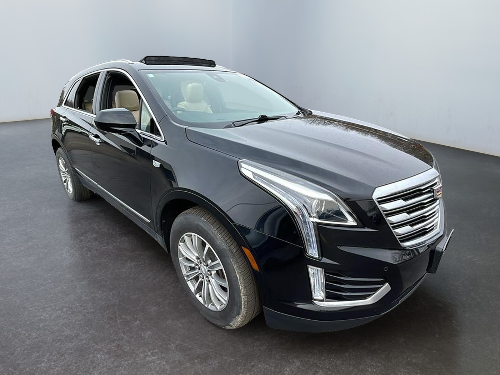 2019 Cadillac XT5 Luxury 1