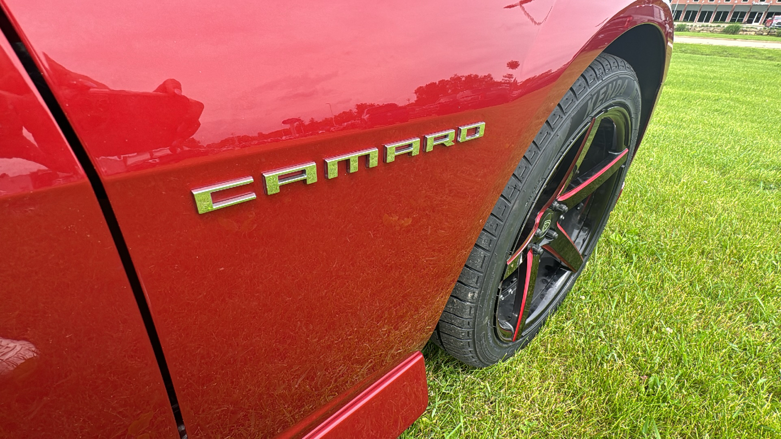 2014 Chevrolet Camaro 2LS 30