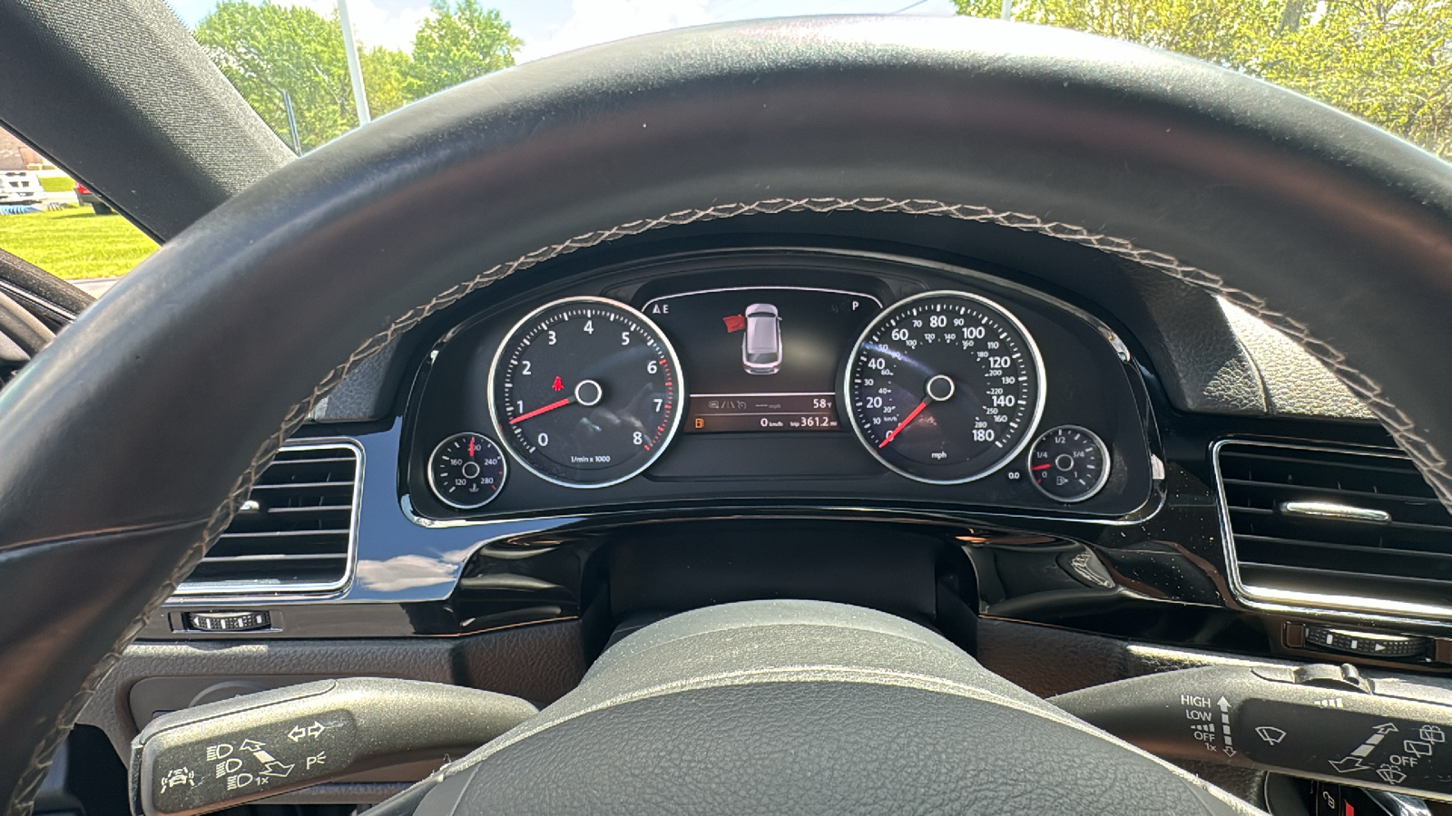 2017 Volkswagen Touareg V6 13