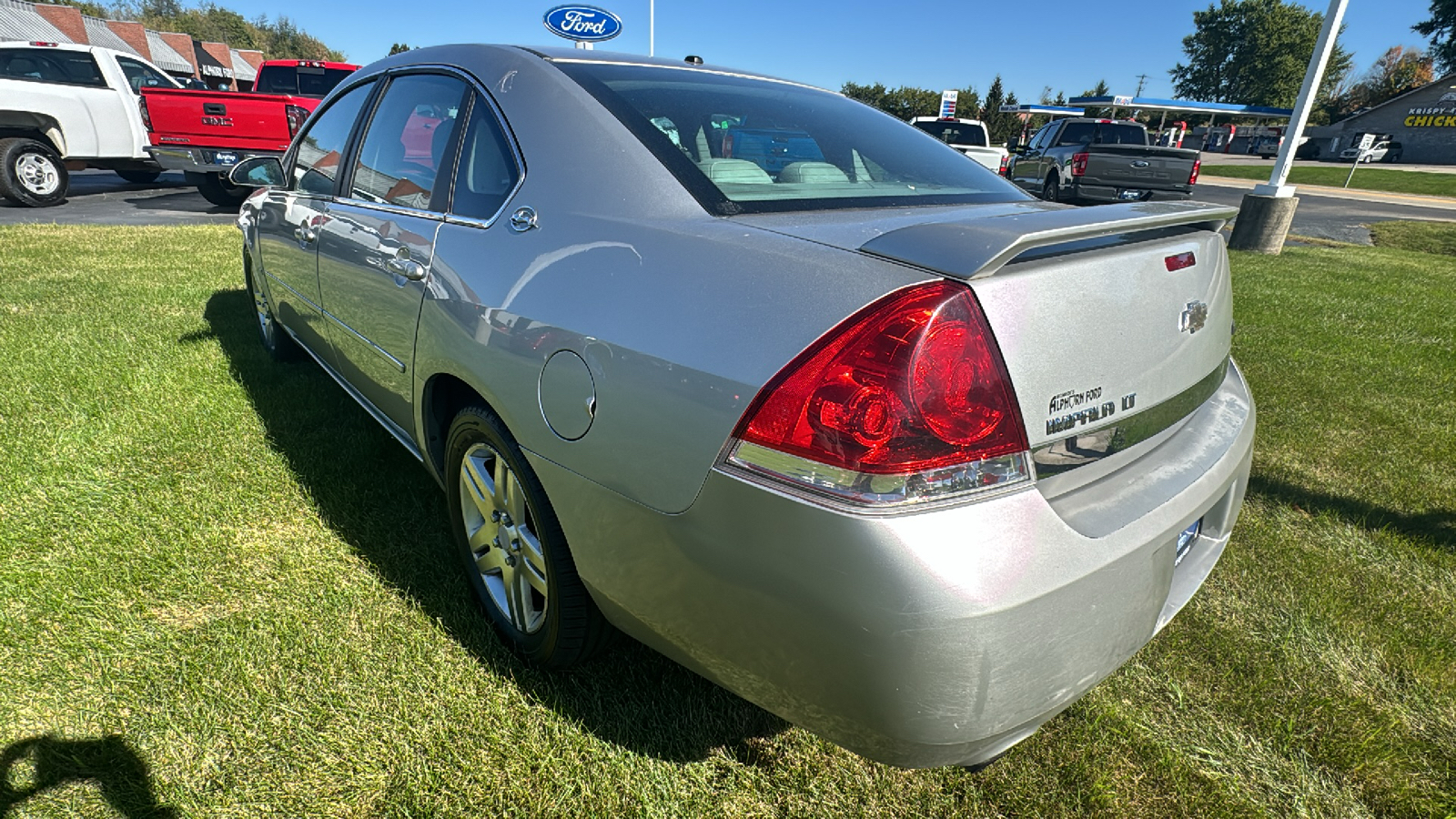 2008 Chevrolet Impala LT 4