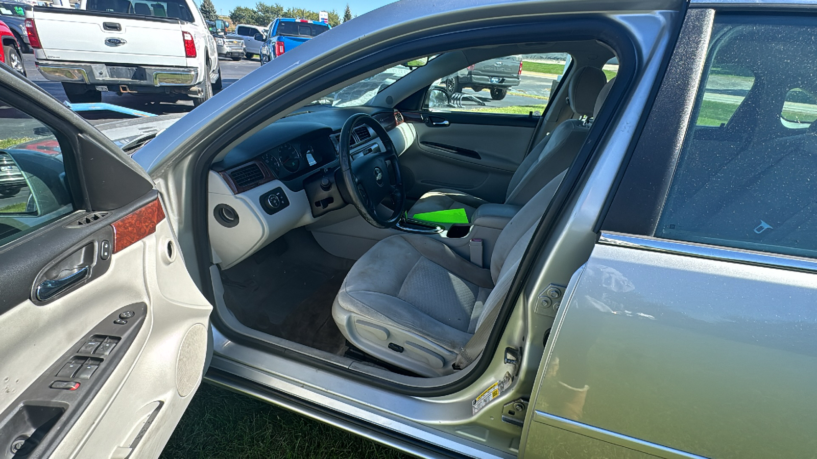 2008 Chevrolet Impala LT 7