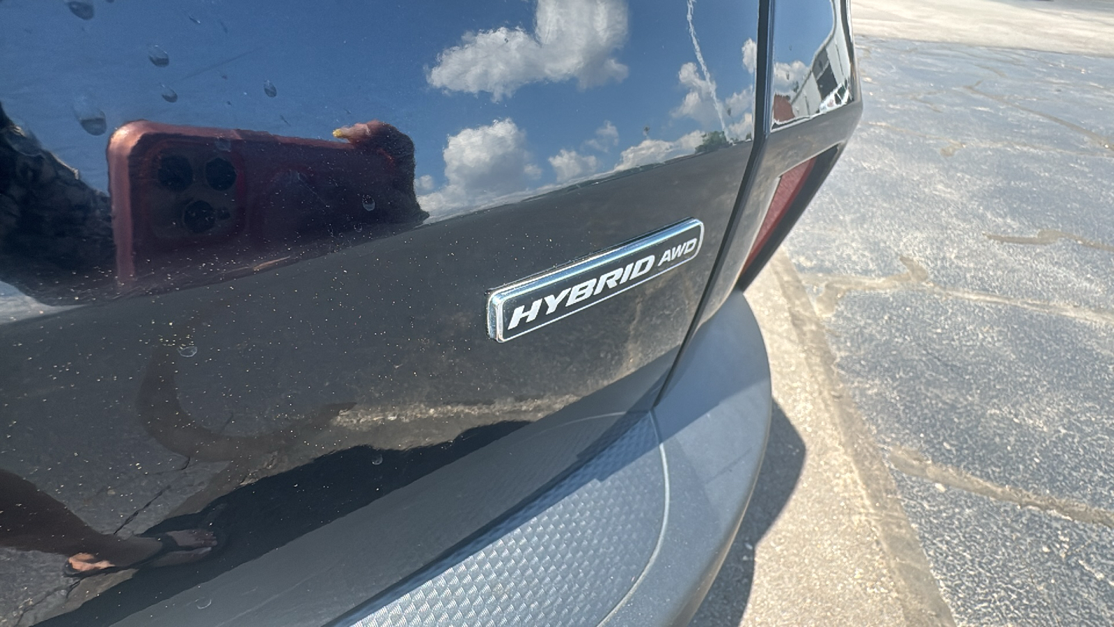 2020 Ford Escape Titanium Hybrid 27