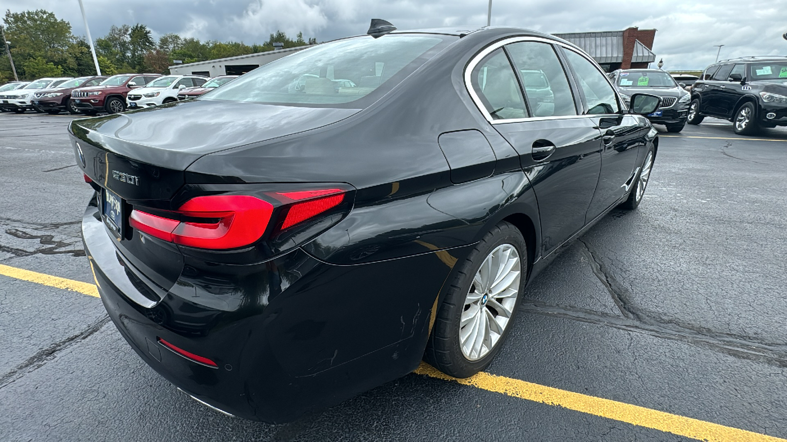 2022 BMW 5 Series 530i xDrive 3