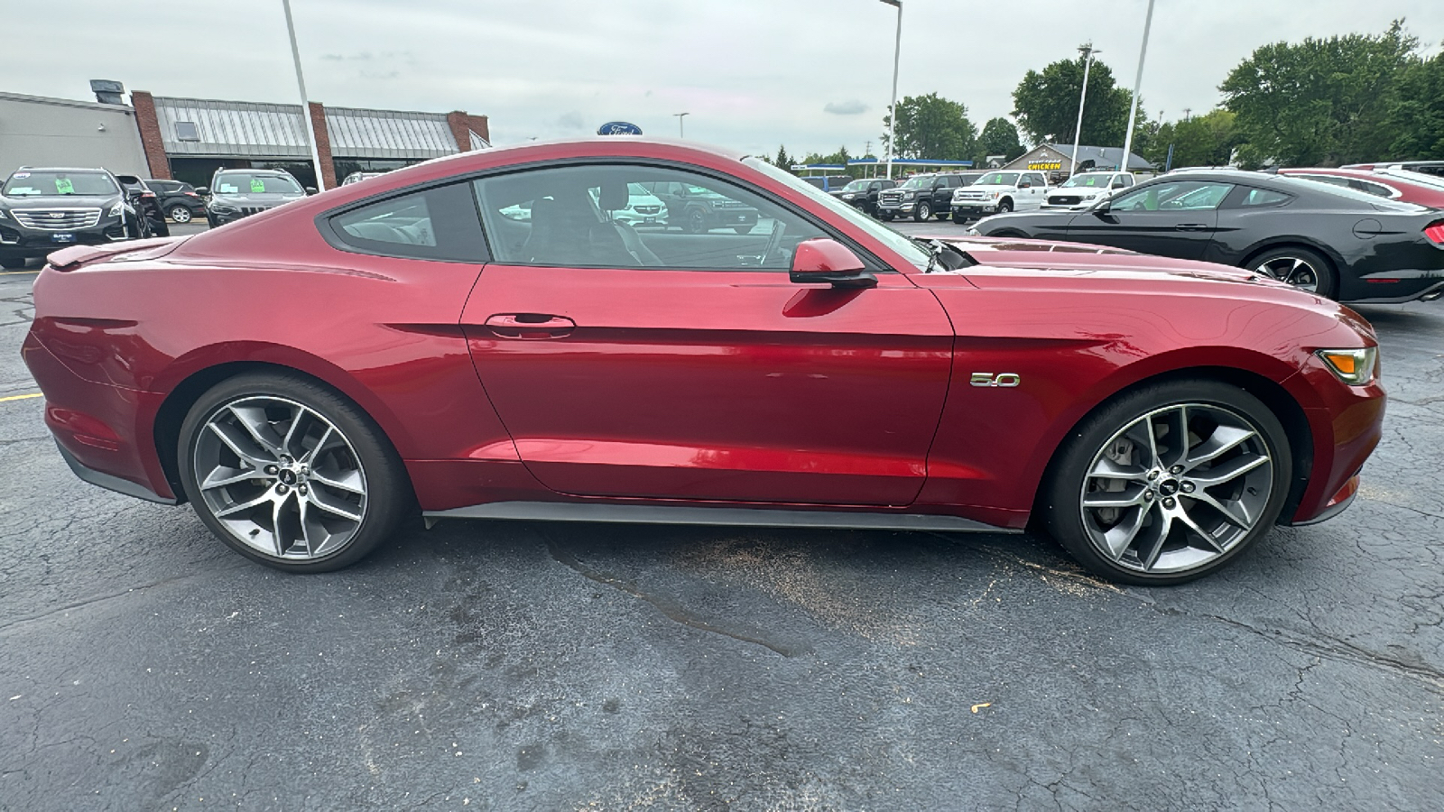 2016 Ford Mustang GT Premium 2