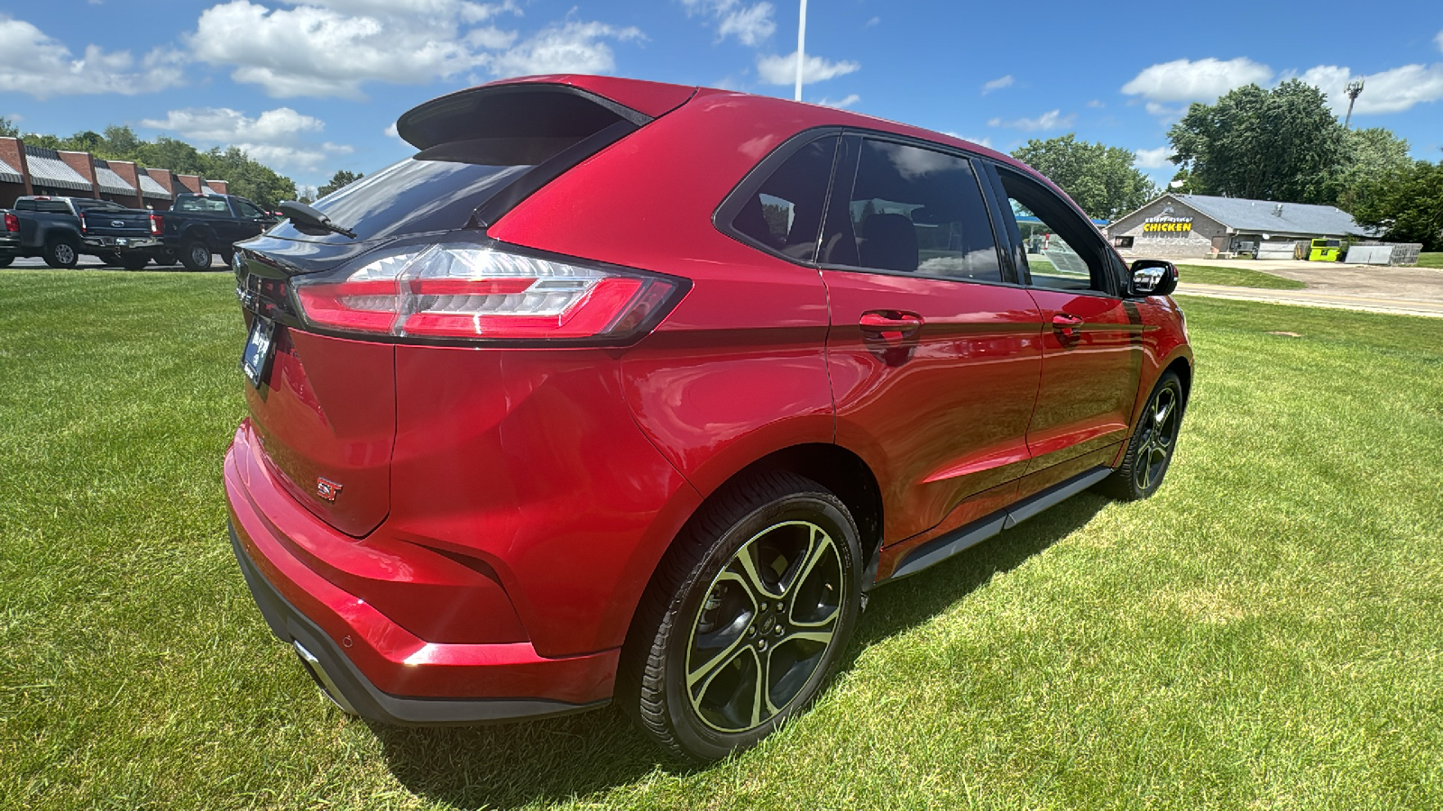 2021 Ford Edge ST 3