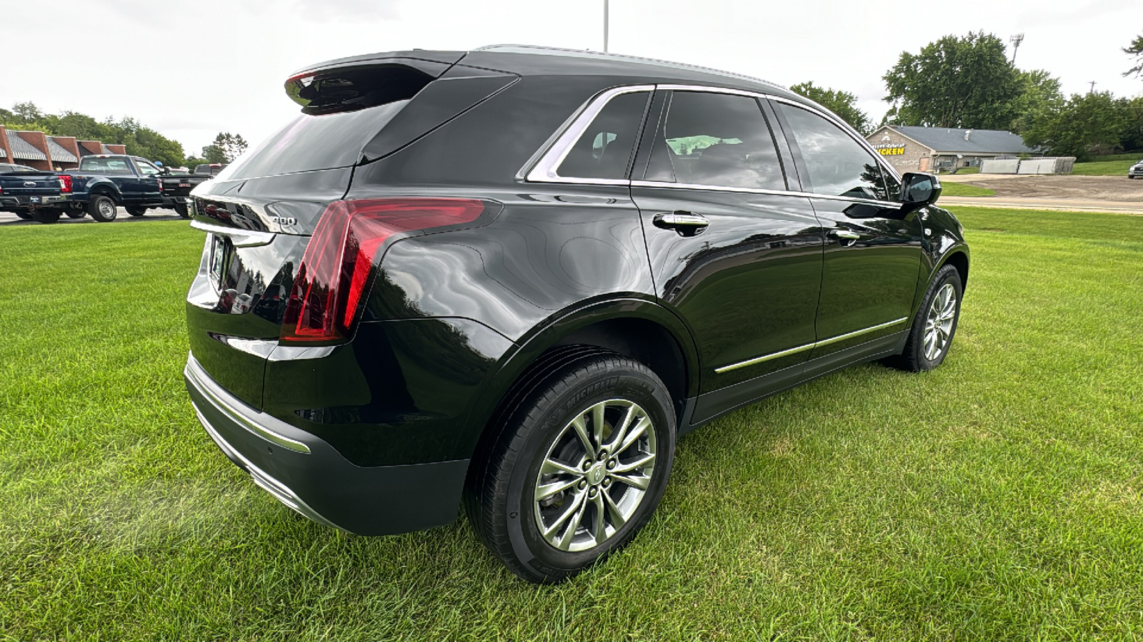2021 Cadillac XT5 Premium Luxury 3