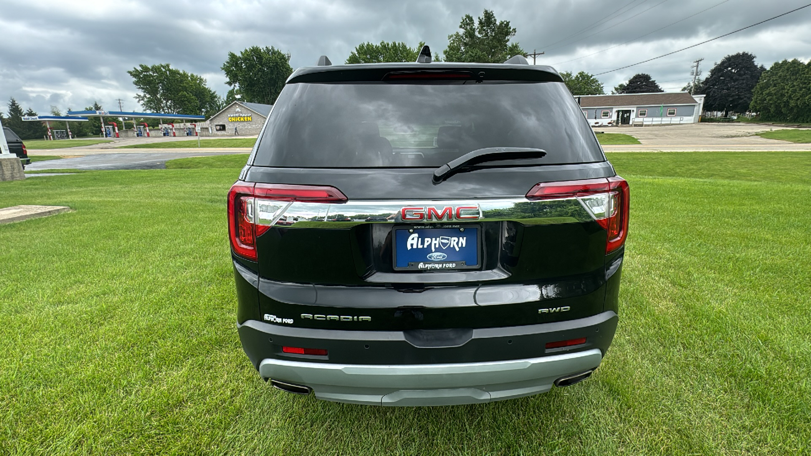 2023 GMC Acadia SLT 28