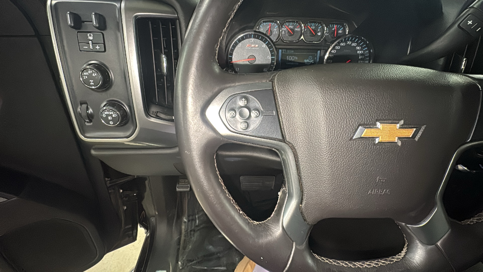 2015 Chevrolet Silverado 1500 LT 13