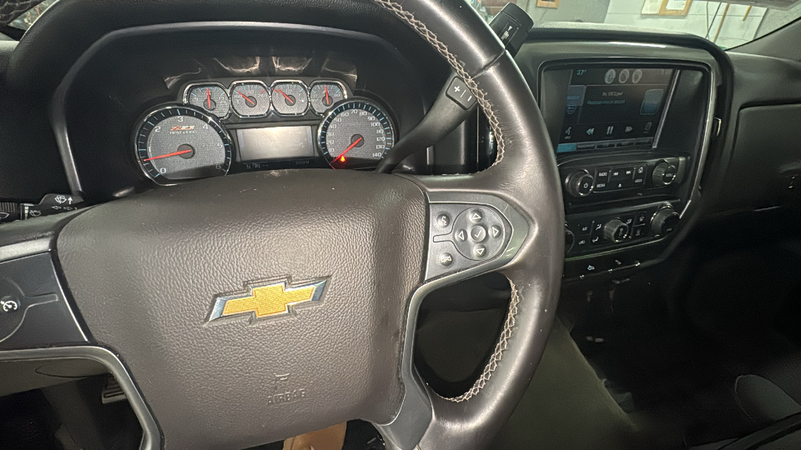 2015 Chevrolet Silverado 1500 LT 14