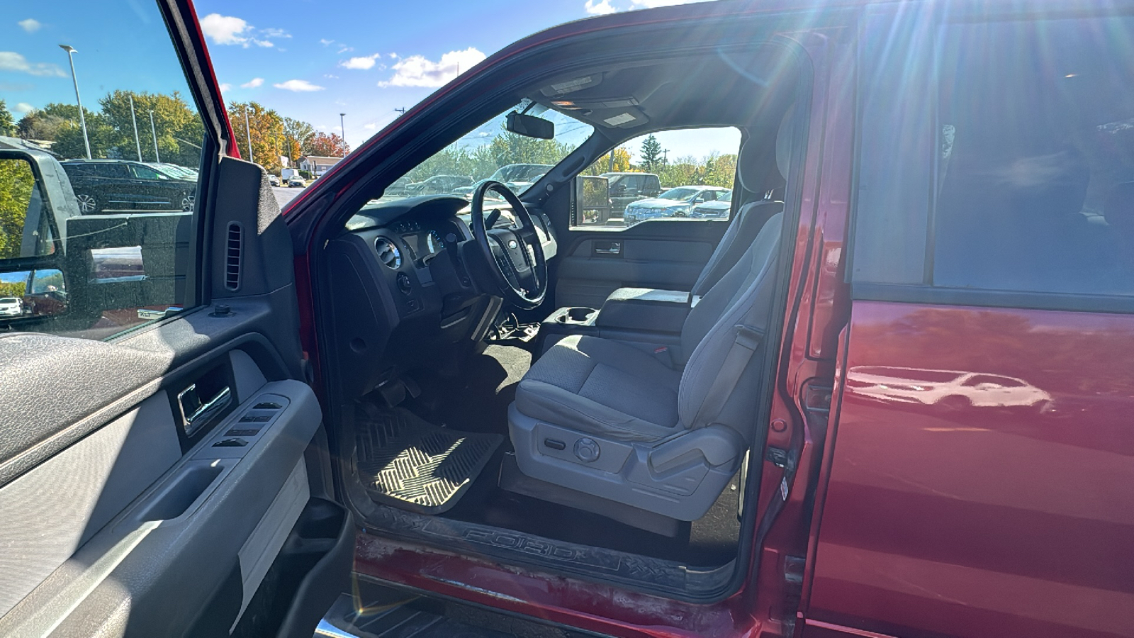 2014 Ford F-150 XLT 9