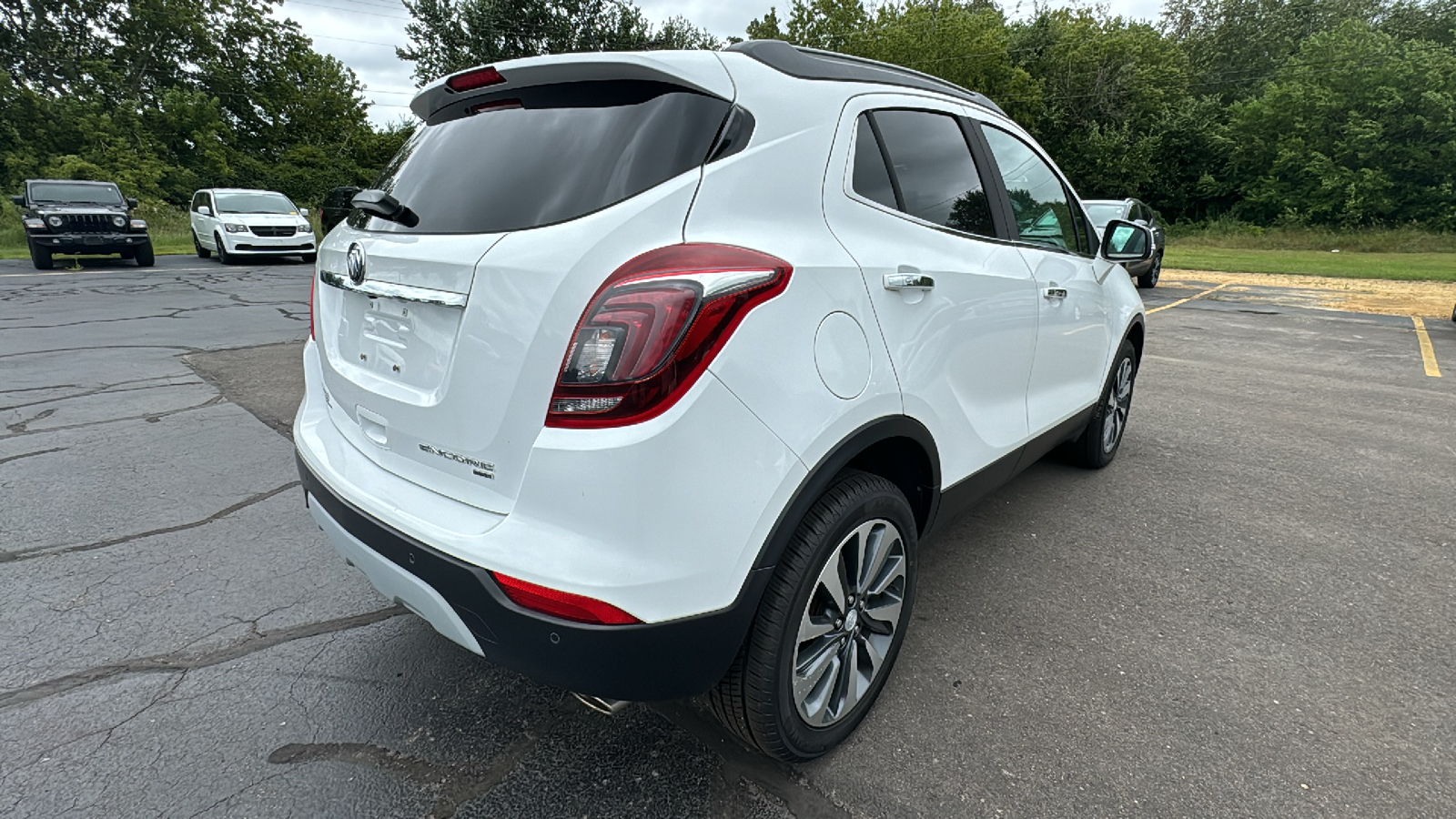 2019 Buick Encore Essence 3