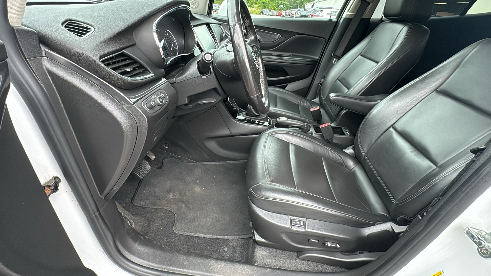 2019 Buick Encore Essence 23