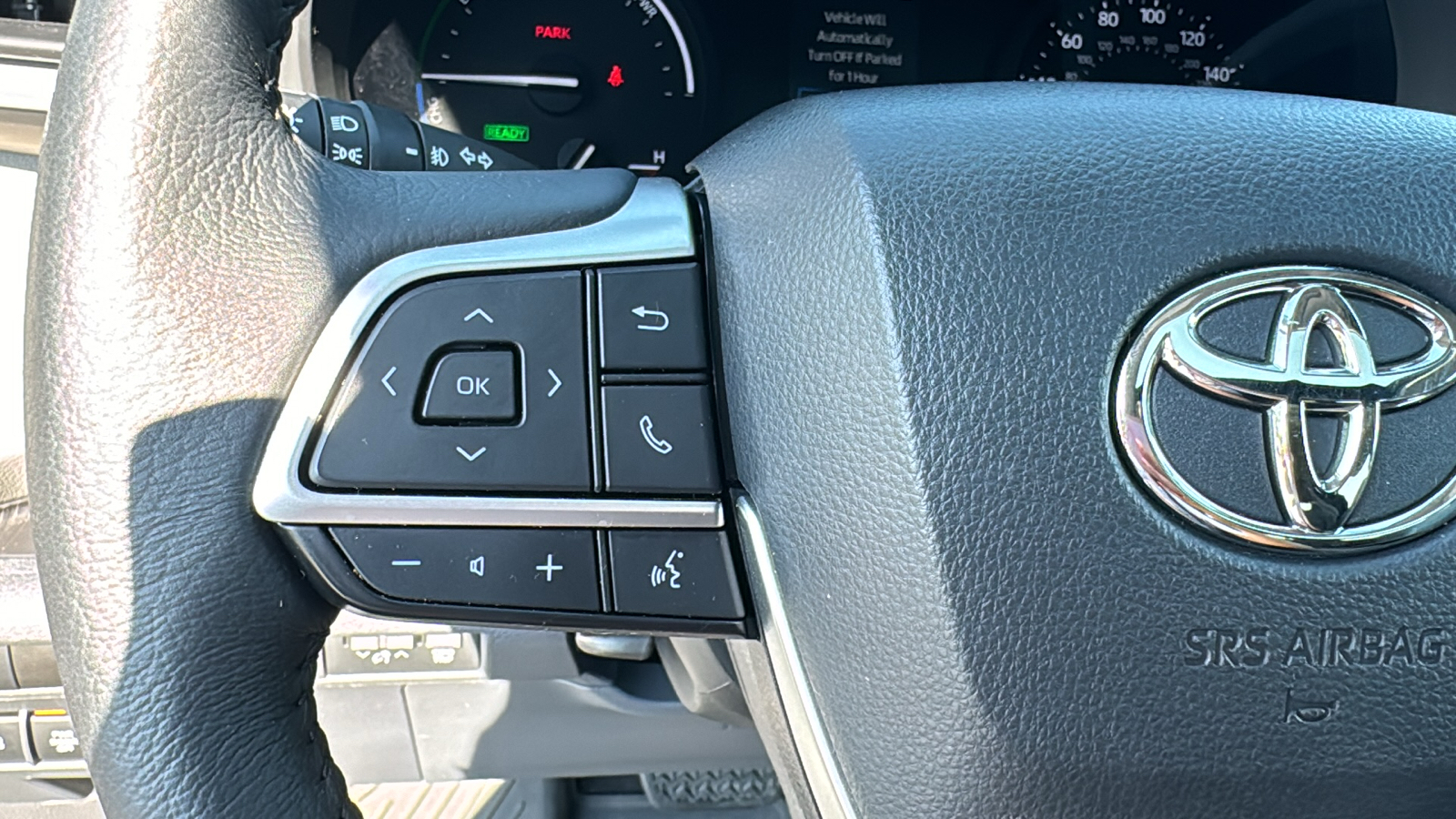 2021 Toyota Sienna XLE 12