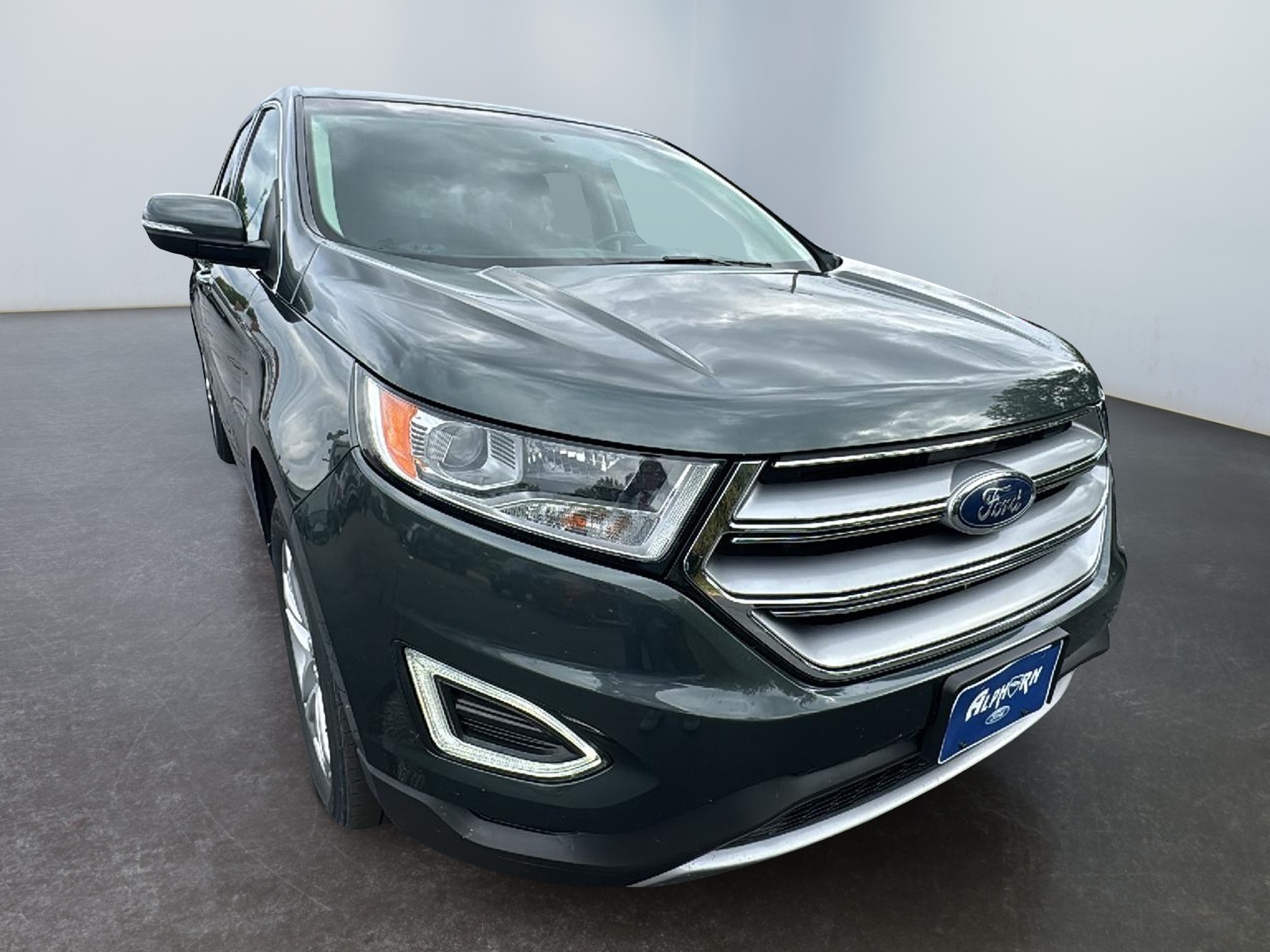 2015 Ford Edge Titanium 1