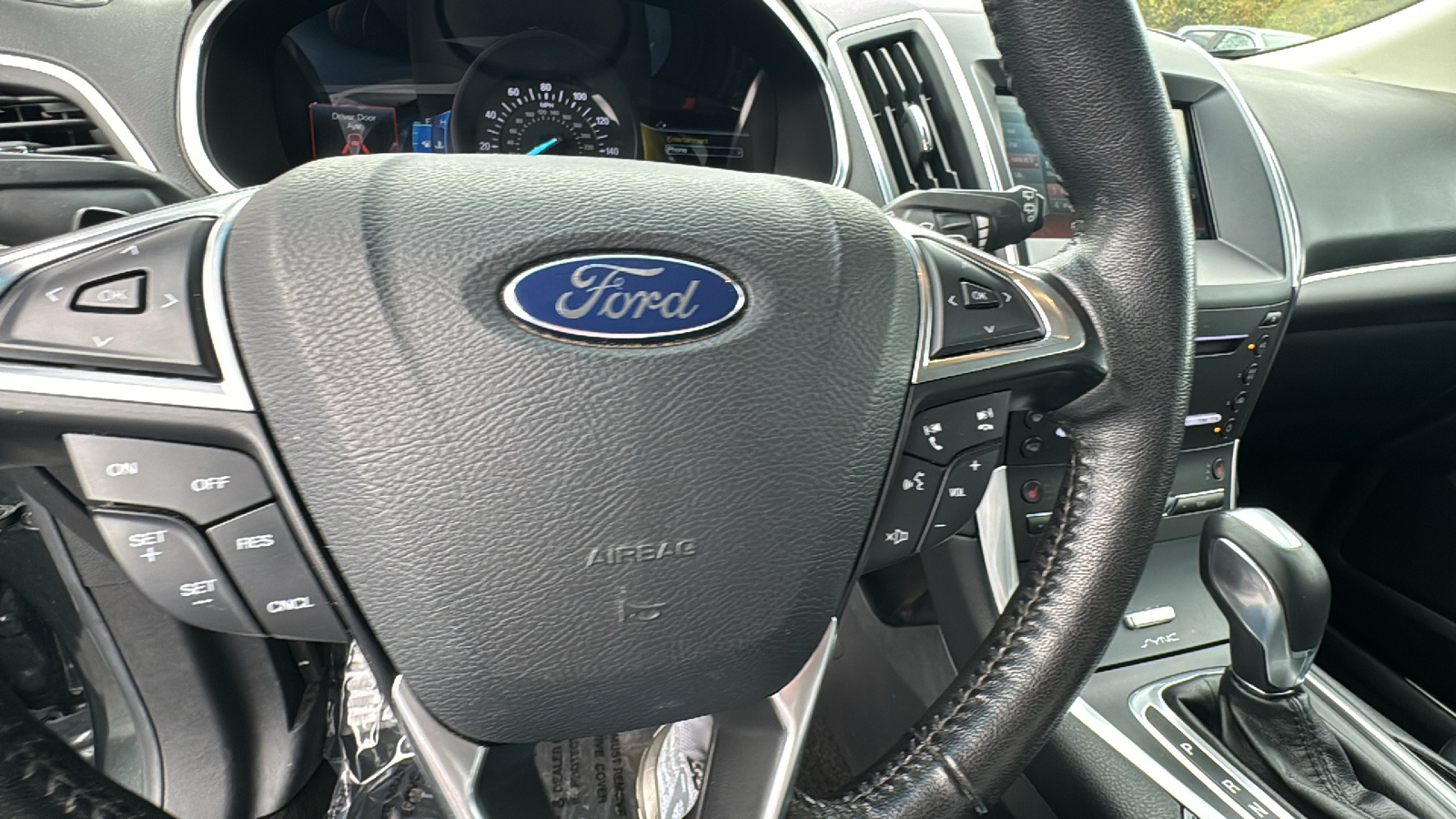 2015 Ford Edge Titanium 13