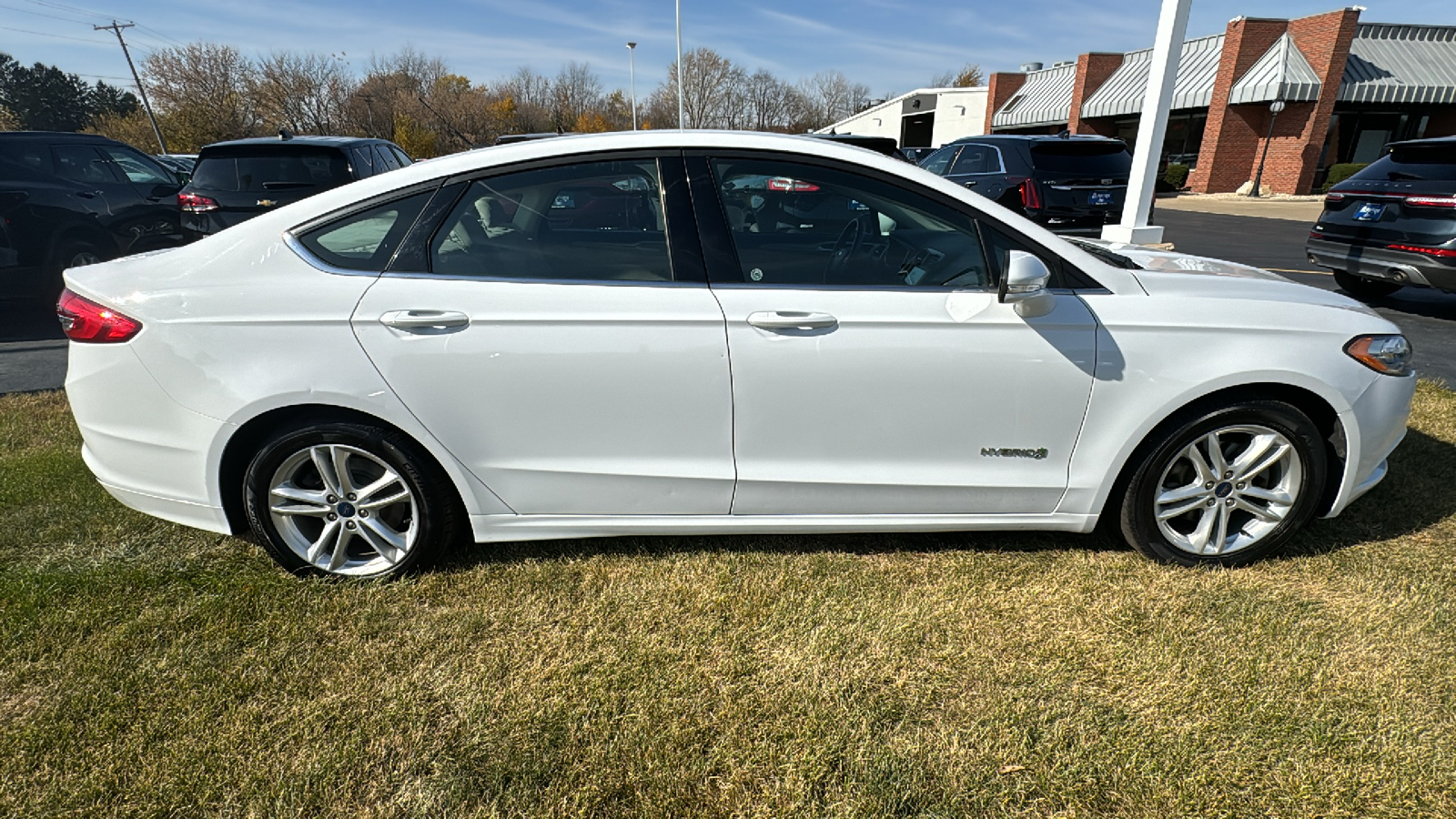 2018 Ford Fusion Hybrid SE 2