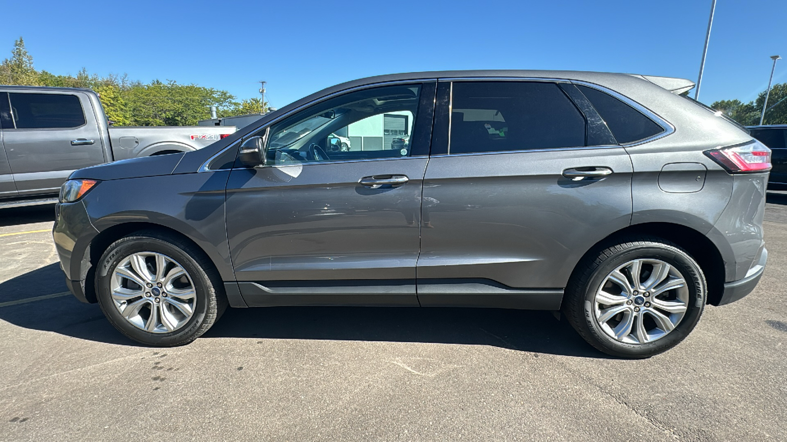 2021 Ford Edge Titanium 5