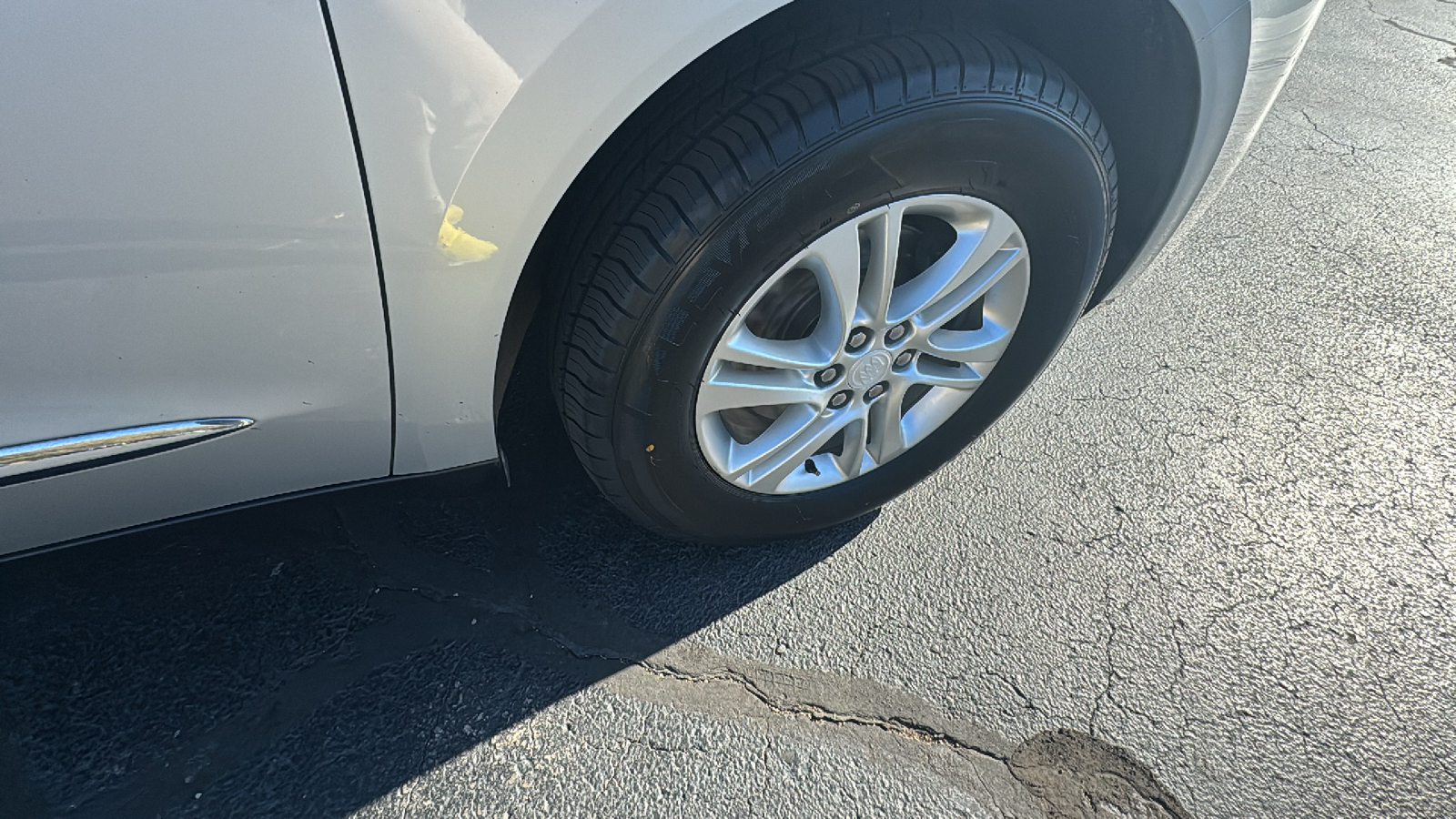 2019 Buick Enclave Essence 28