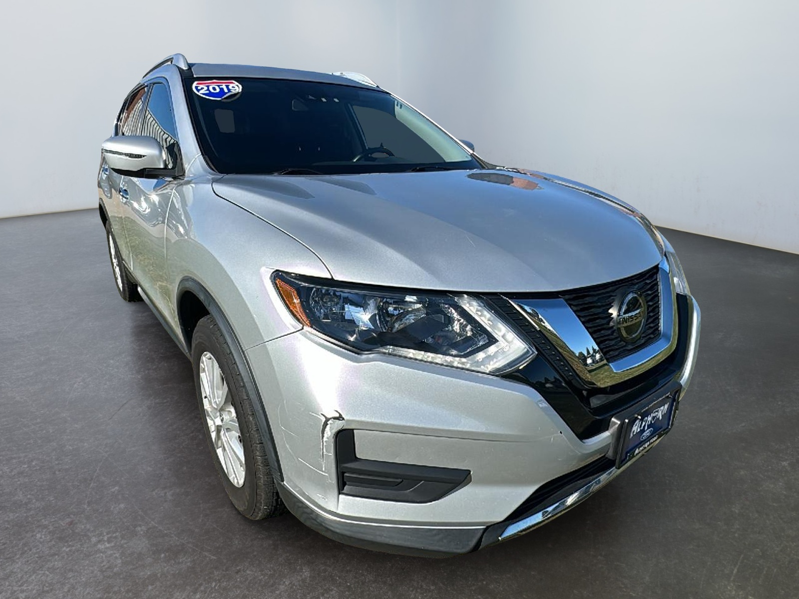 2019 Nissan Rogue SV 1