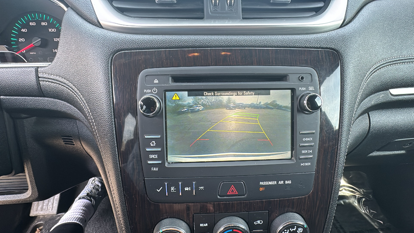 2017 Chevrolet Traverse LT 16