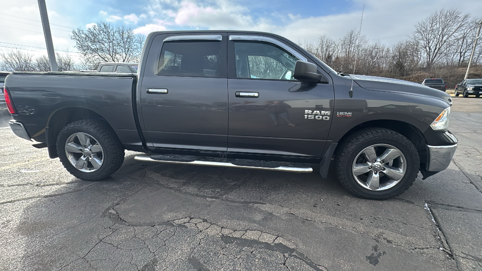 2017 Ram 1500 SLT 2