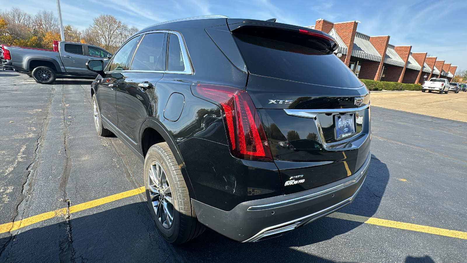 2021 Cadillac XT5 Premium Luxury 4