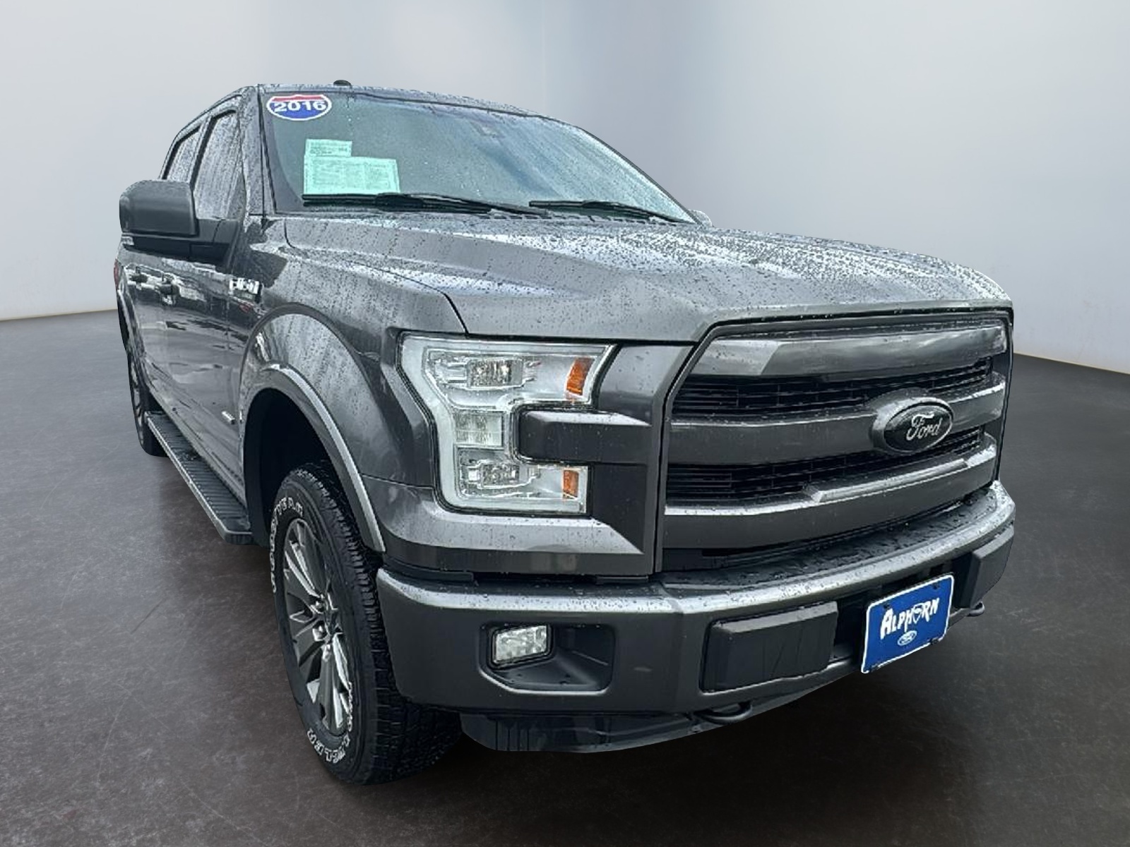 2016 Ford F-150 Lariat 1