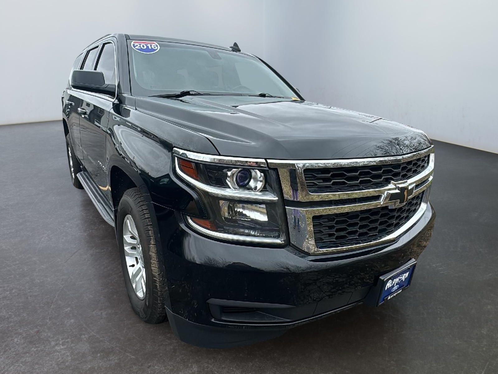 2016 Chevrolet Tahoe LS 1